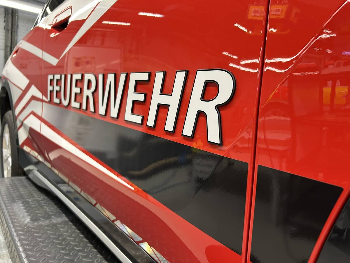 Nahaufnahme Feuerwehr-Schriftzug